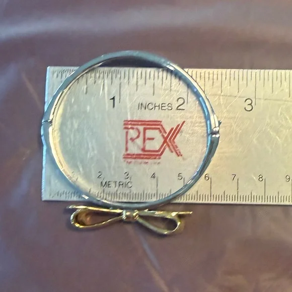 kate spade Love Notes Two-Tone Bow Bangle Hinged Bracelet - Silver and Gold - Picture 7 of 7